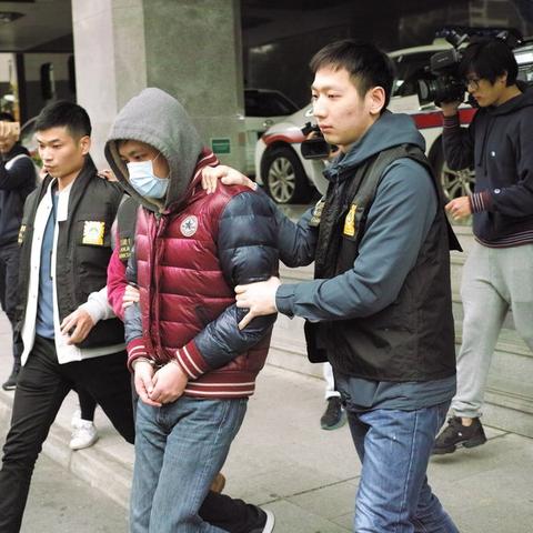 告发：2025新澳门正版免费挂牌免费跟澳门正版挂牌完整挂牌,综合数据解释定义-警惕欺诈套路危害
